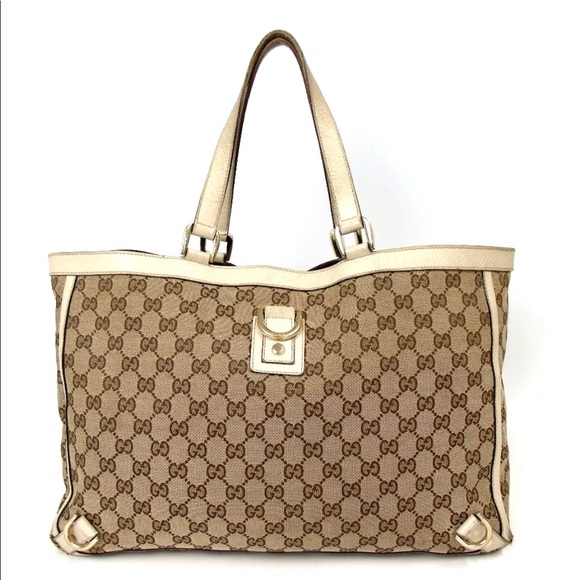Gucci Handbags - Auth Gucci GG Canvas Tote Shoulder Bag